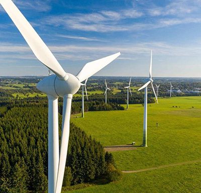 风力发电机从风速效益到安全考量详解